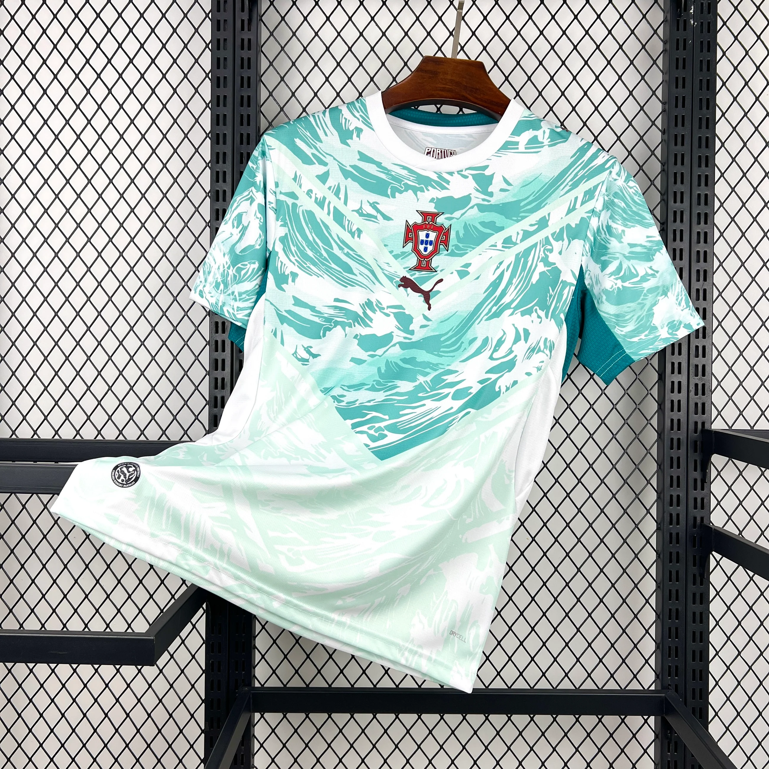 Portugal "Frosted Tide" World Cup Special Kit